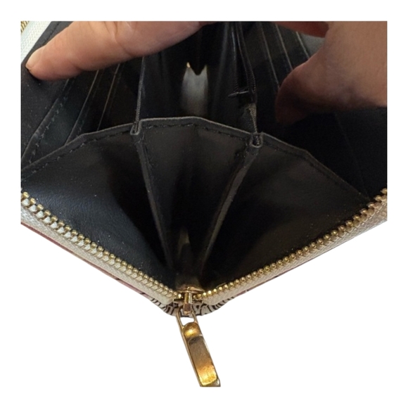 Badiya Pineapple Print Women's Wallet - Picture 5 of 6